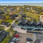 1042 Hébergement de vacances